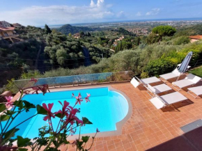 Villa Jasmine con vista mare e piscina Corsanico-Massarosa